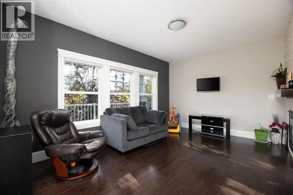149 Ward Crescent