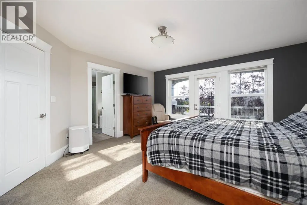 149 Ward Crescent