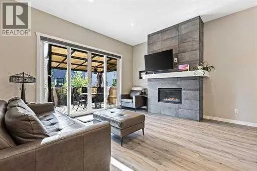 14 Cranbrook Common SE