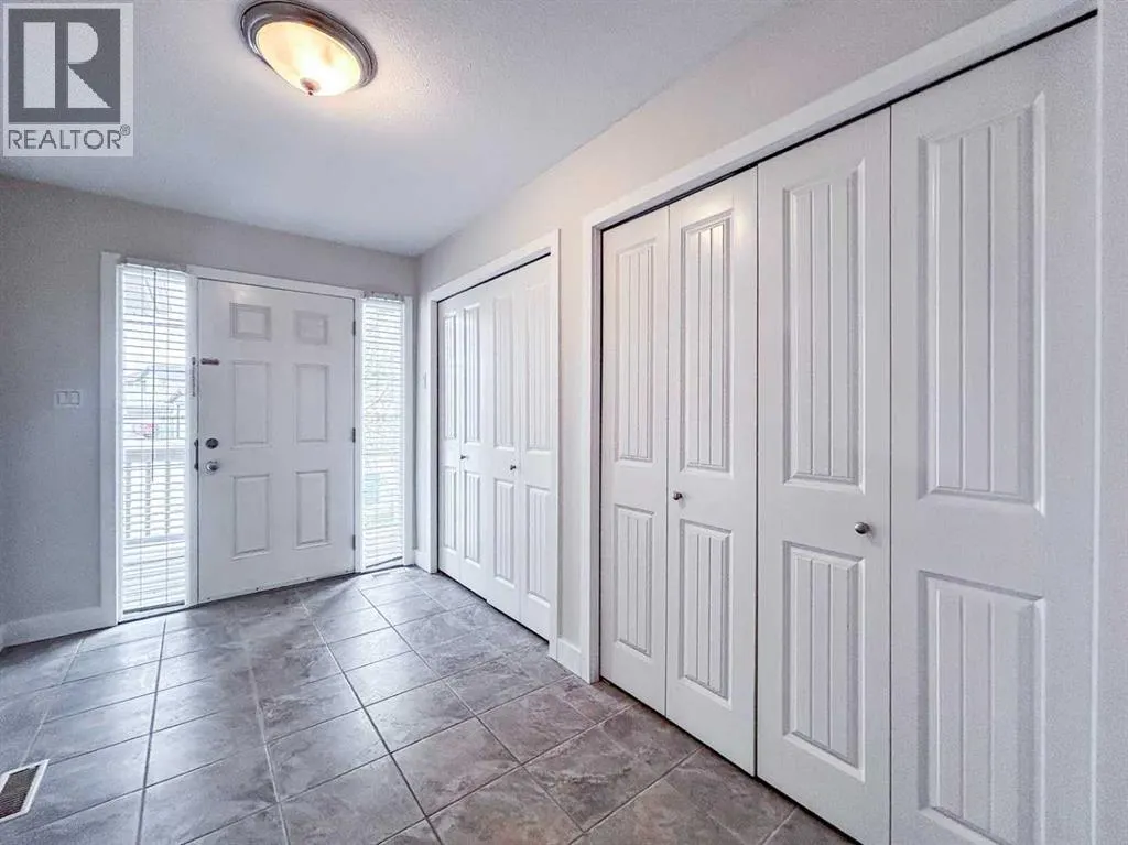 160 Hawthorn Way