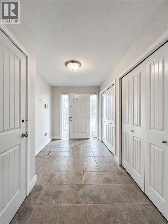 160 Hawthorn Way
