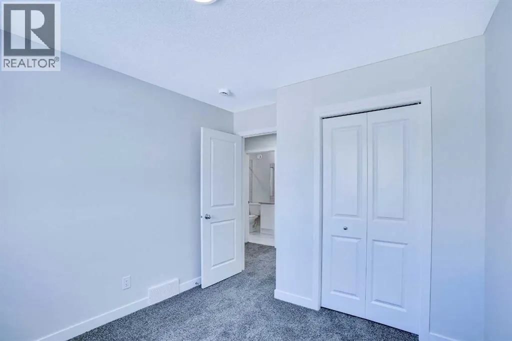239 Savoy Landing SE