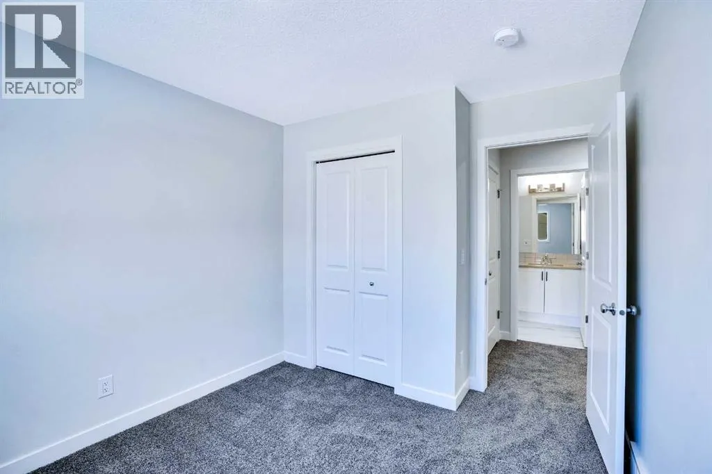 239 Savoy Landing SE