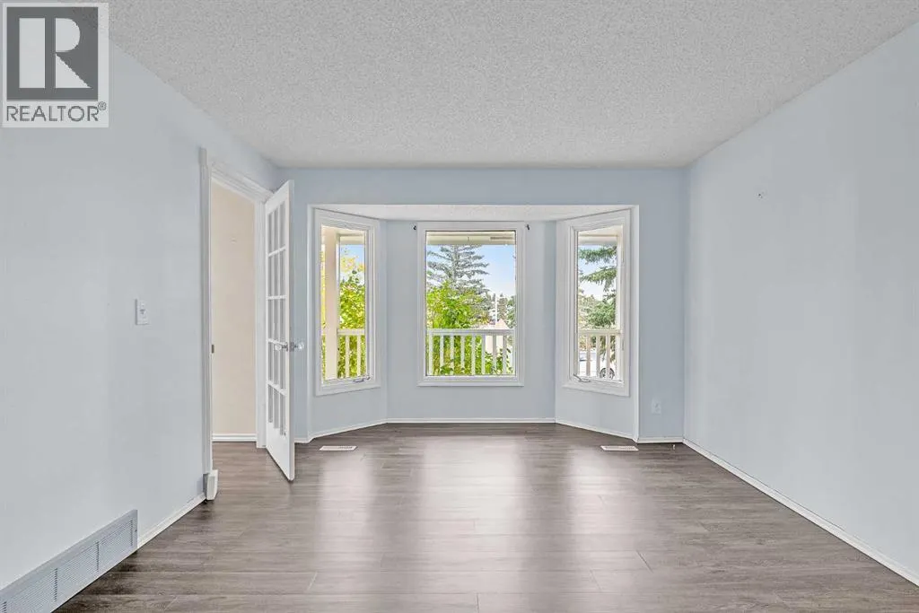 147 Scenic Way NW
