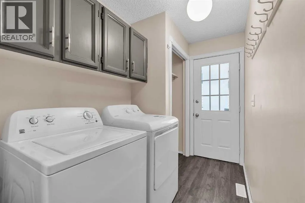 147 Scenic Way NW