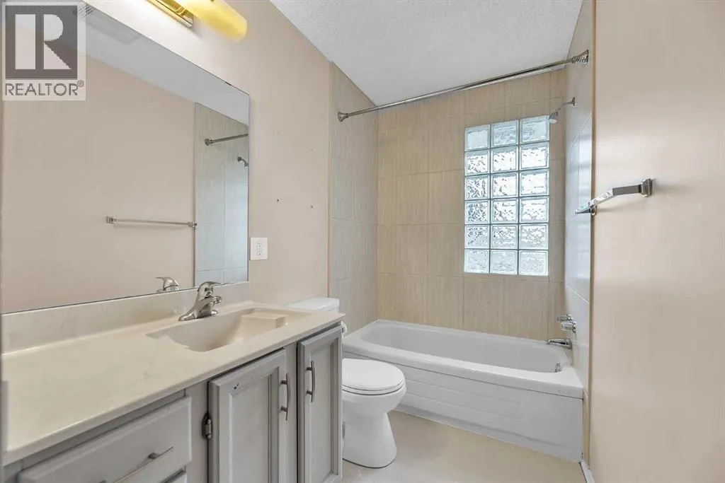 147 Scenic Way NW