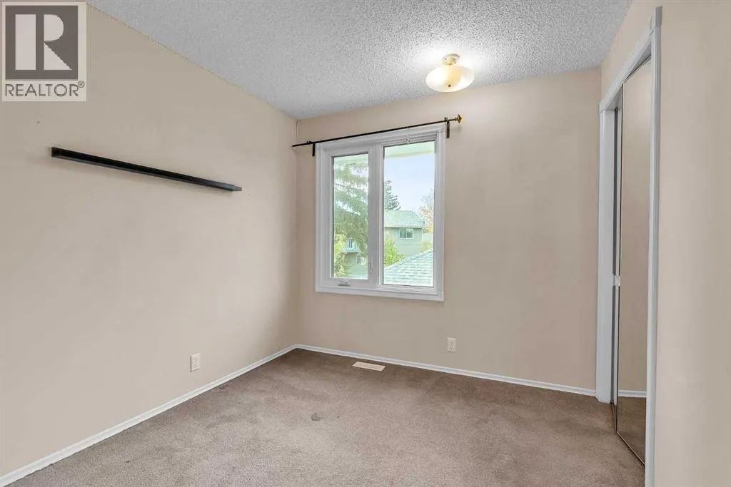 147 Scenic Way NW