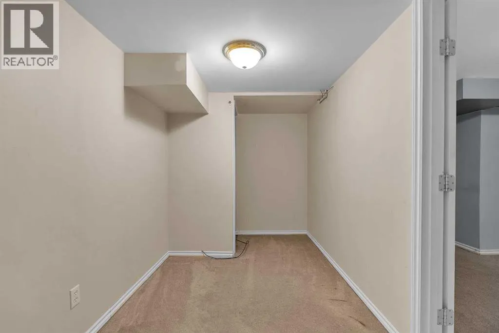 147 Scenic Way NW