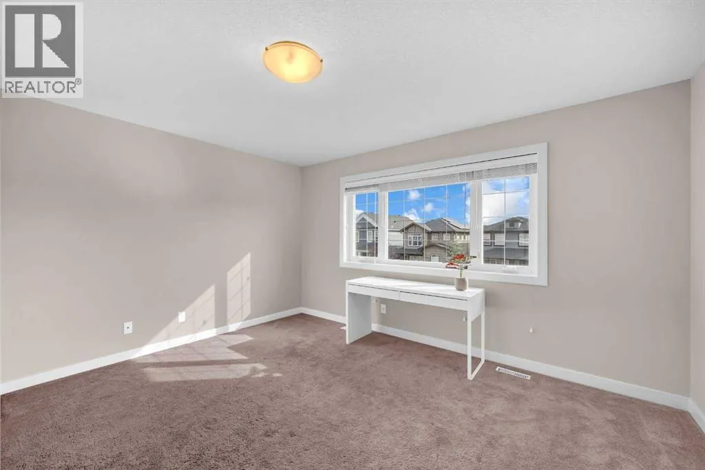 185 Evanspark Gardens NW