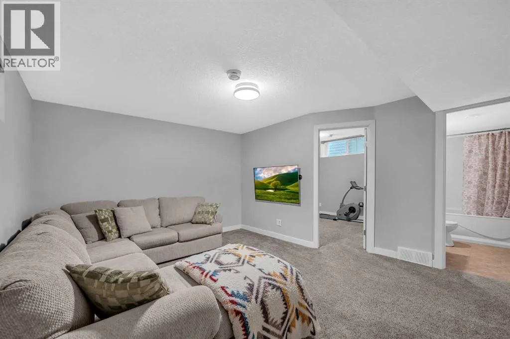185 Evanspark Gardens NW