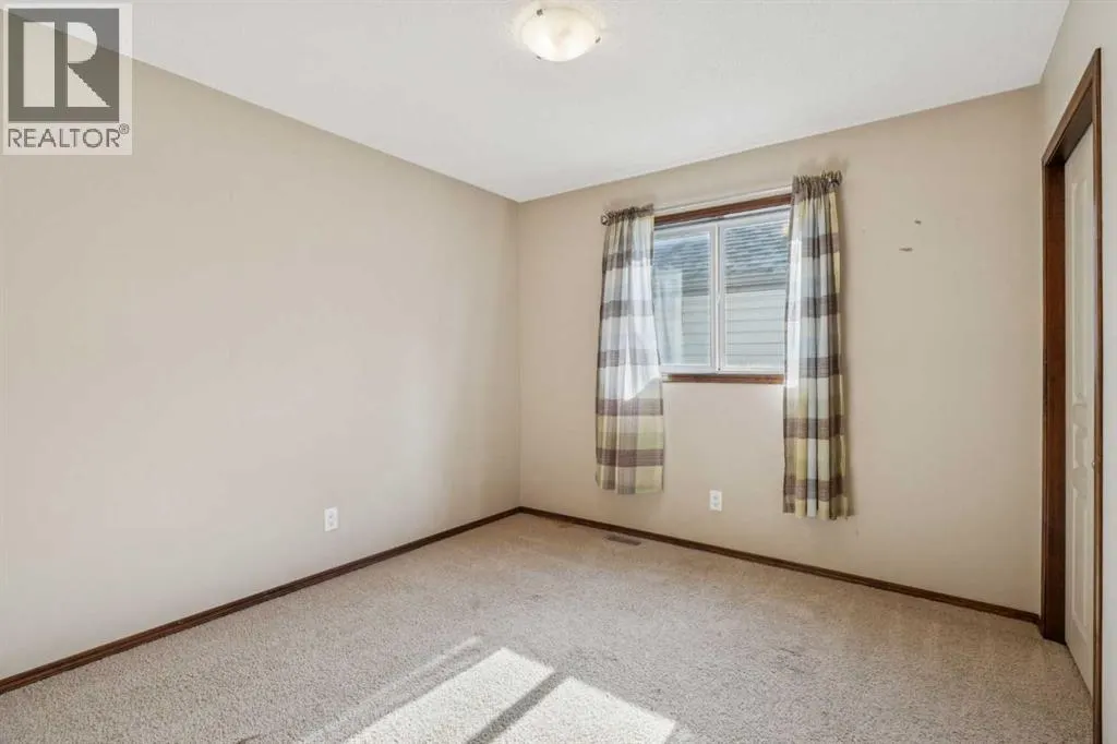 98 Cranwell Common SE