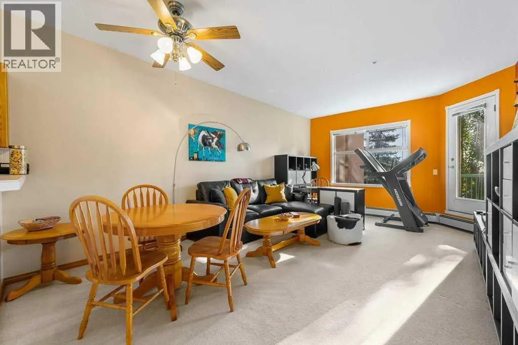 215, 200 Lincoln Way SW