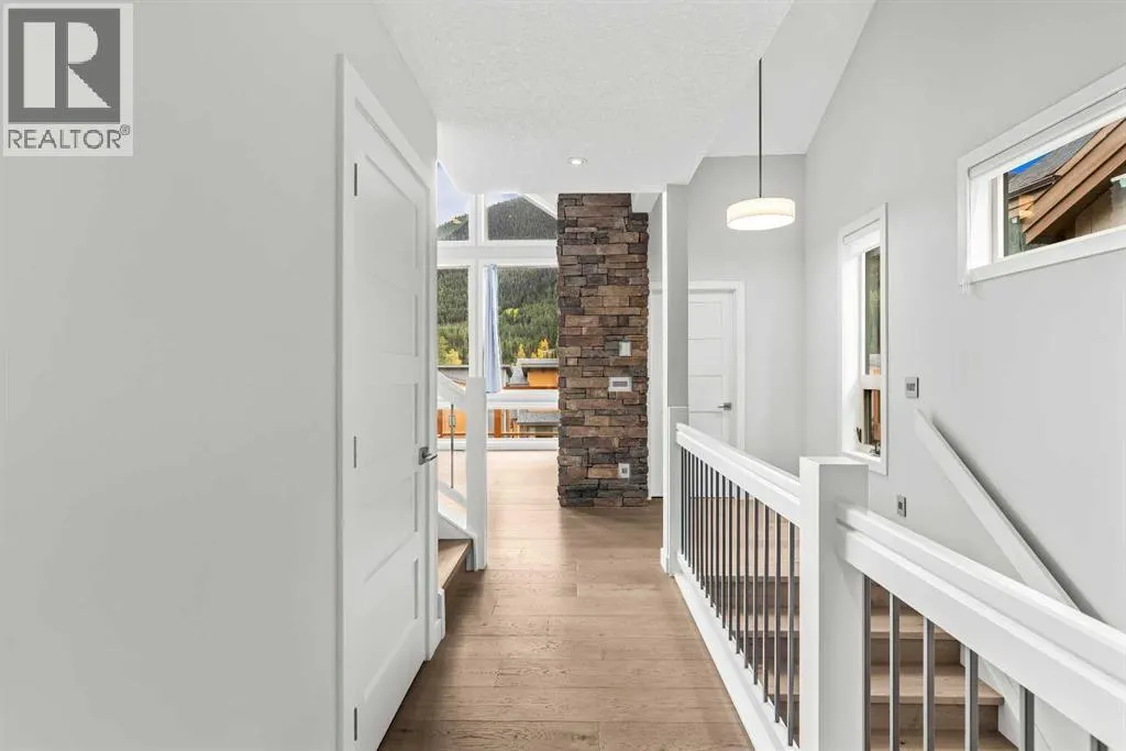 204, 105 Stewart Creek Rise SW