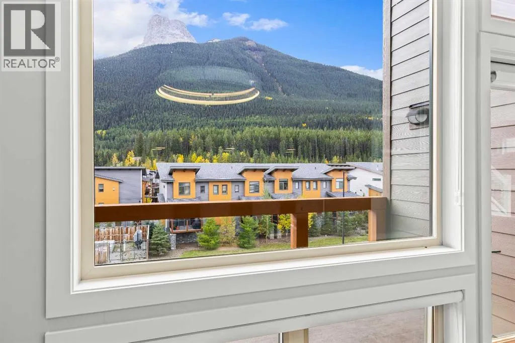 204, 105 Stewart Creek Rise SW