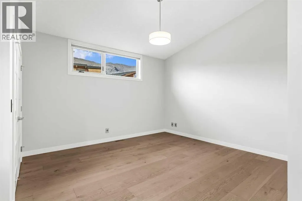 204, 105 Stewart Creek Rise SW