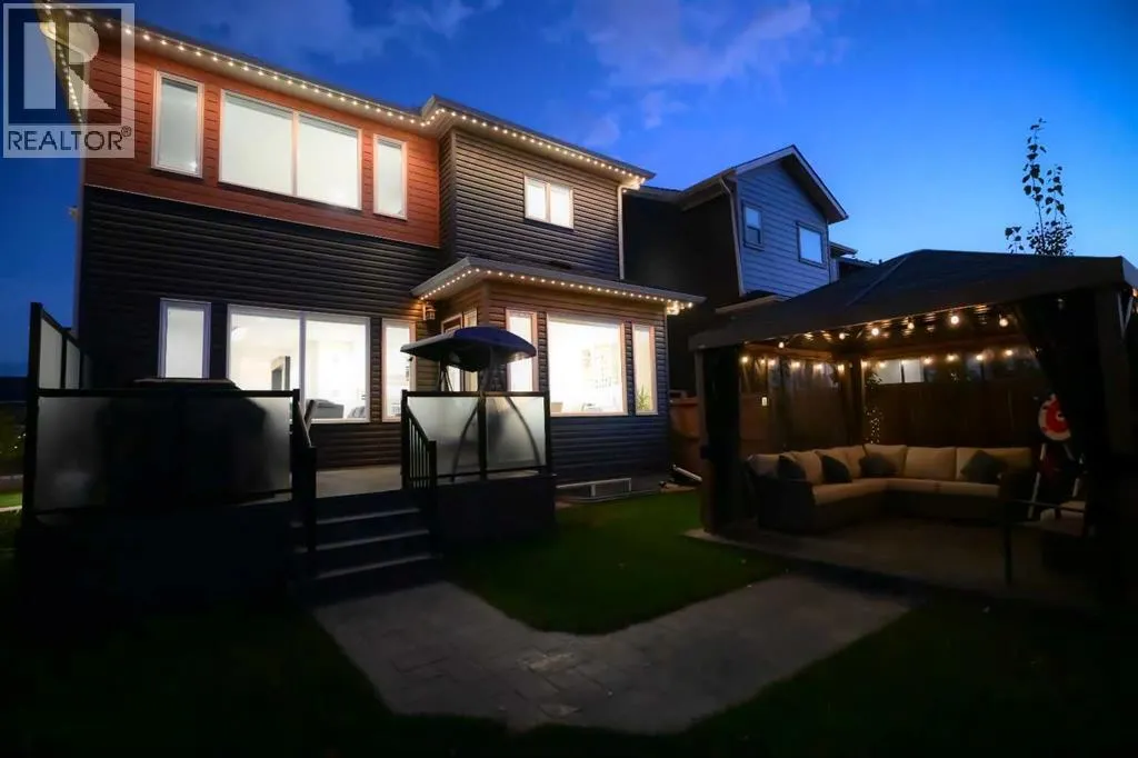 134 Corner Meadows Common NE