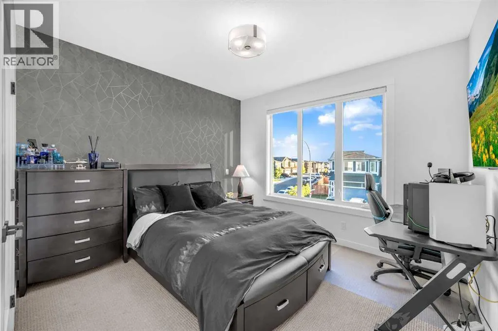 134 Corner Meadows Common NE