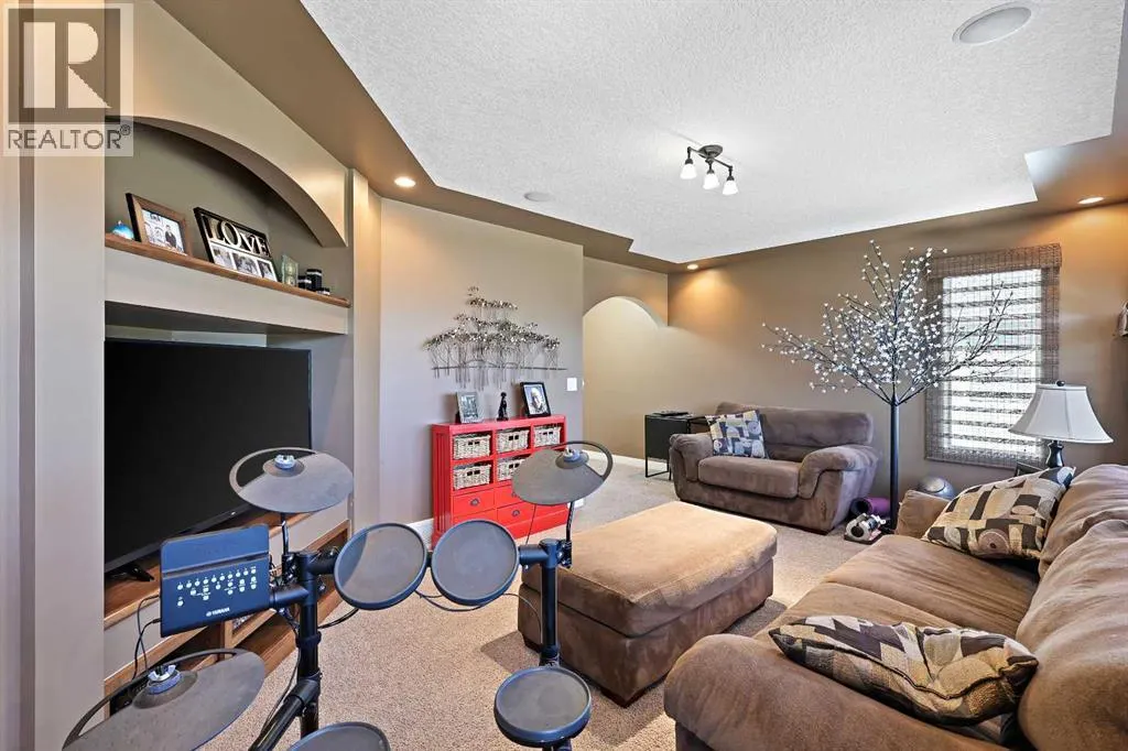 438 Cranston Drive SE