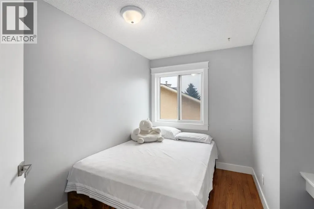 169 Coral Sands Terrace NE