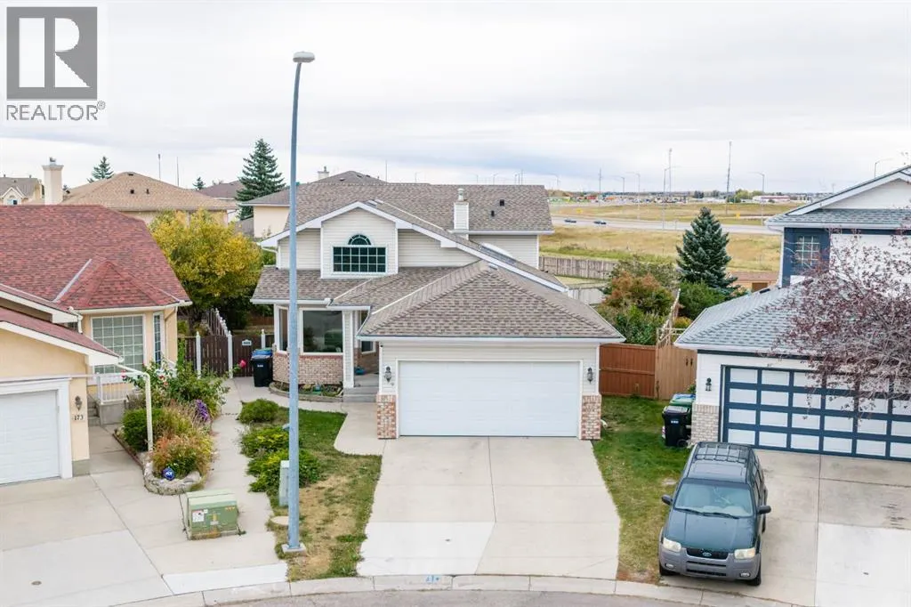 169 Coral Sands Terrace NE