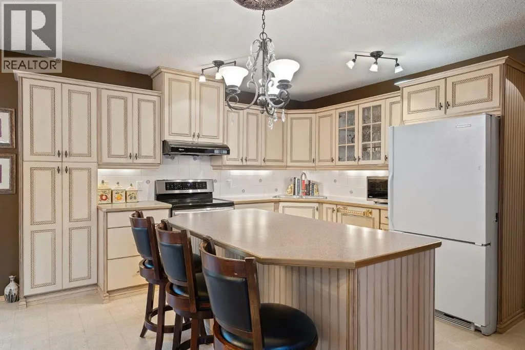 146114 288 Street W