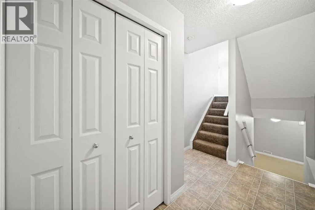 213 Copperfield Lane SE