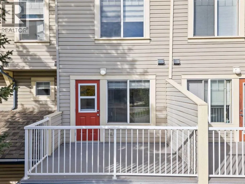 213 Copperfield Lane SE