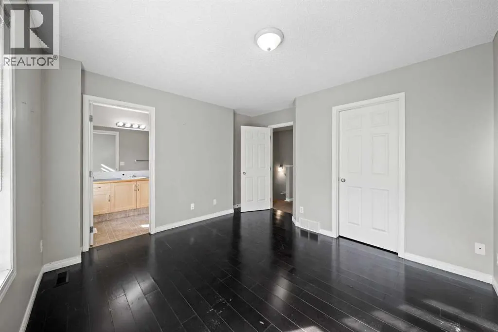 213 Copperfield Lane SE