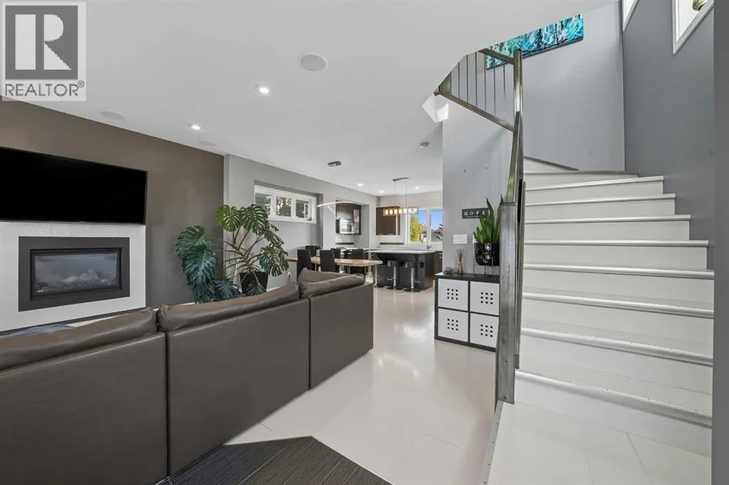 709 Cypress Lane