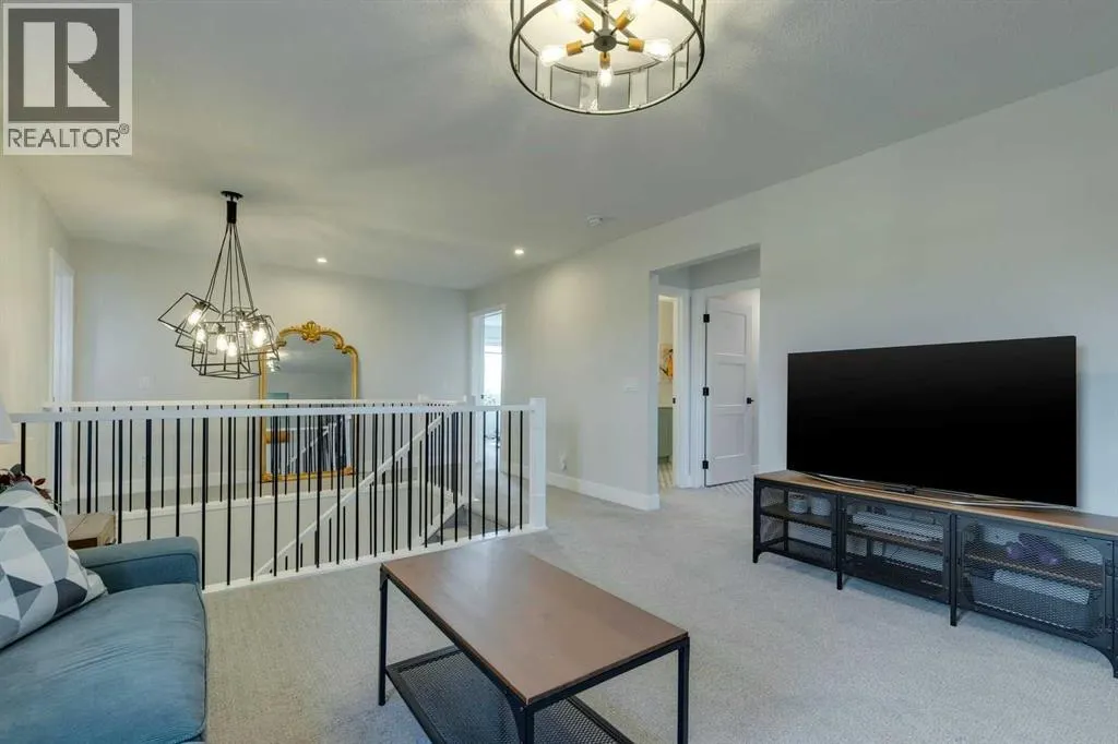 33 Paintbrush Park