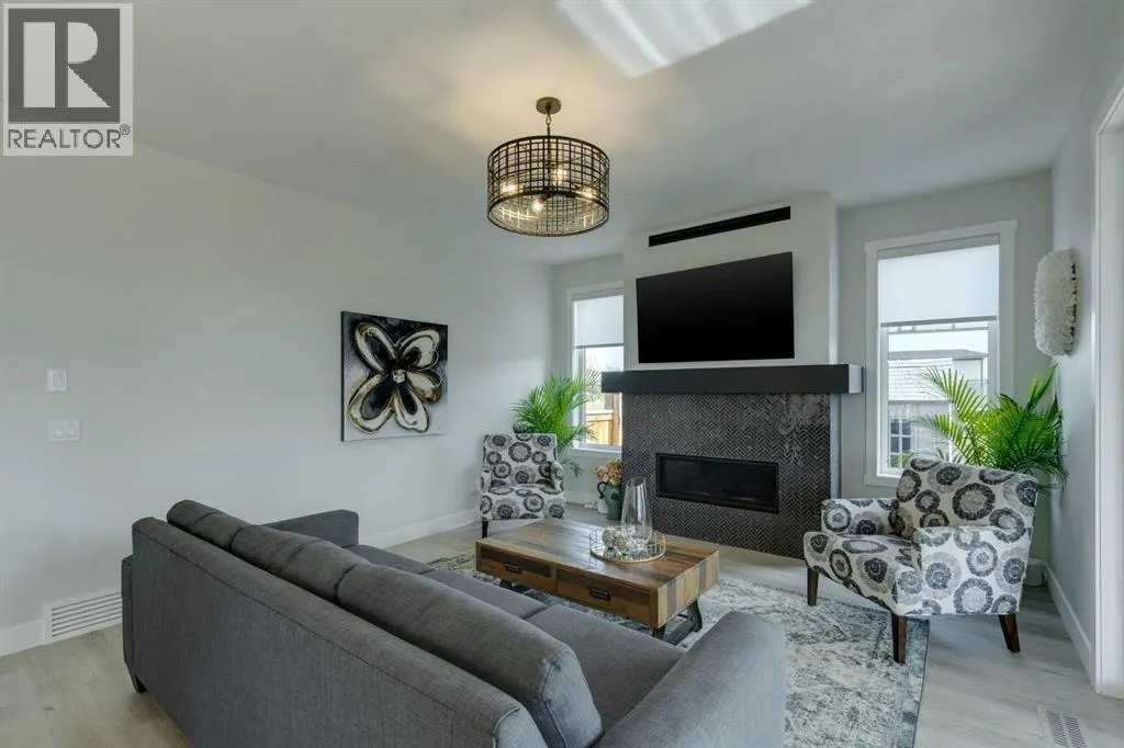 33 Paintbrush Park
