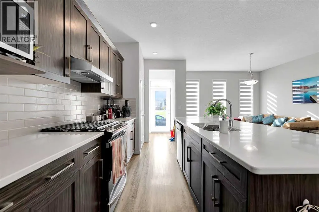 103 Dawson Harbour Hill