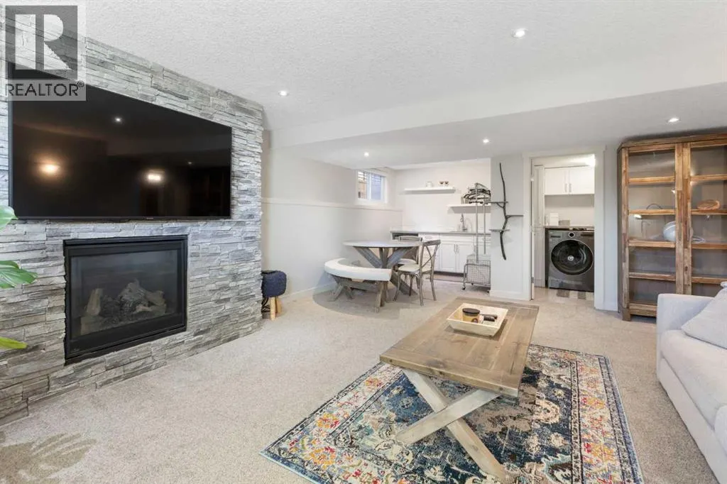 439 Parkridge Crescent SE