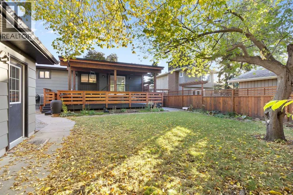 439 Parkridge Crescent SE