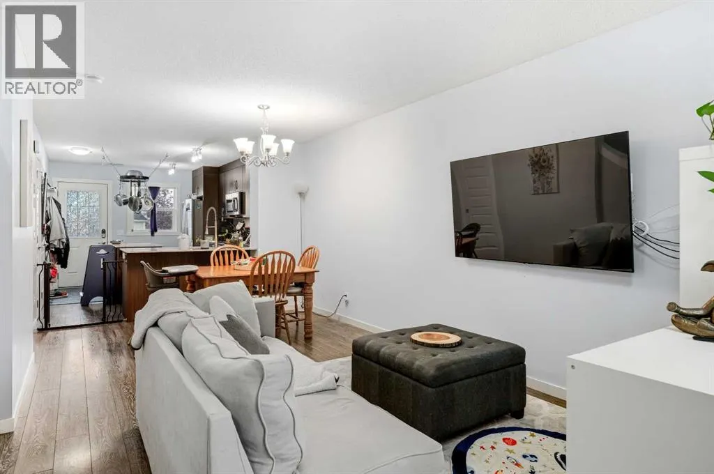 42 Auburn Bay Link SE