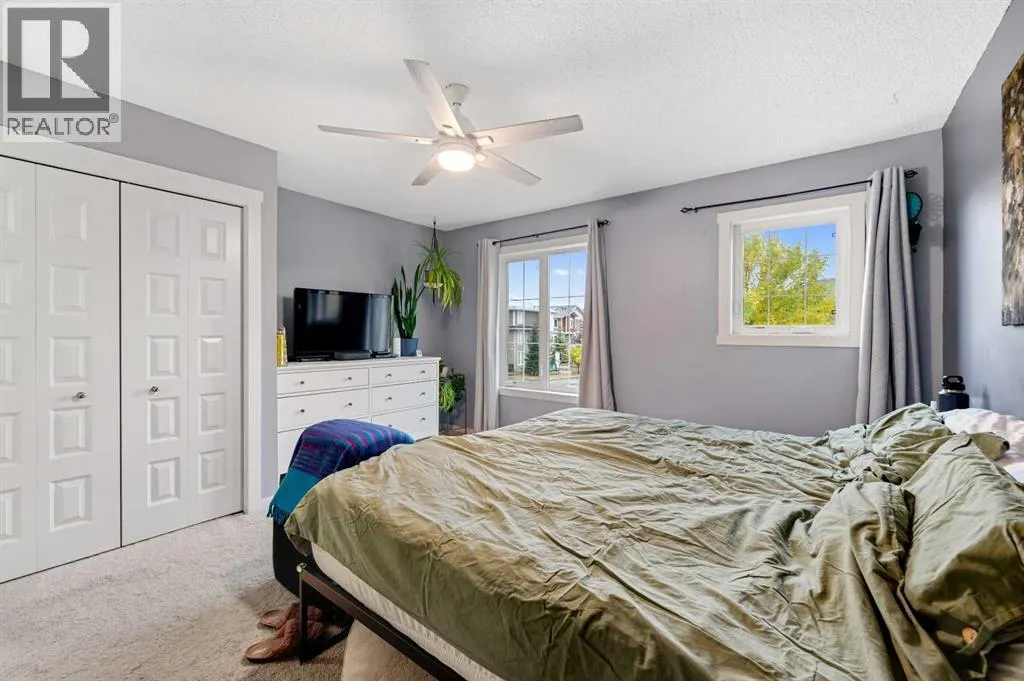 42 Auburn Bay Link SE
