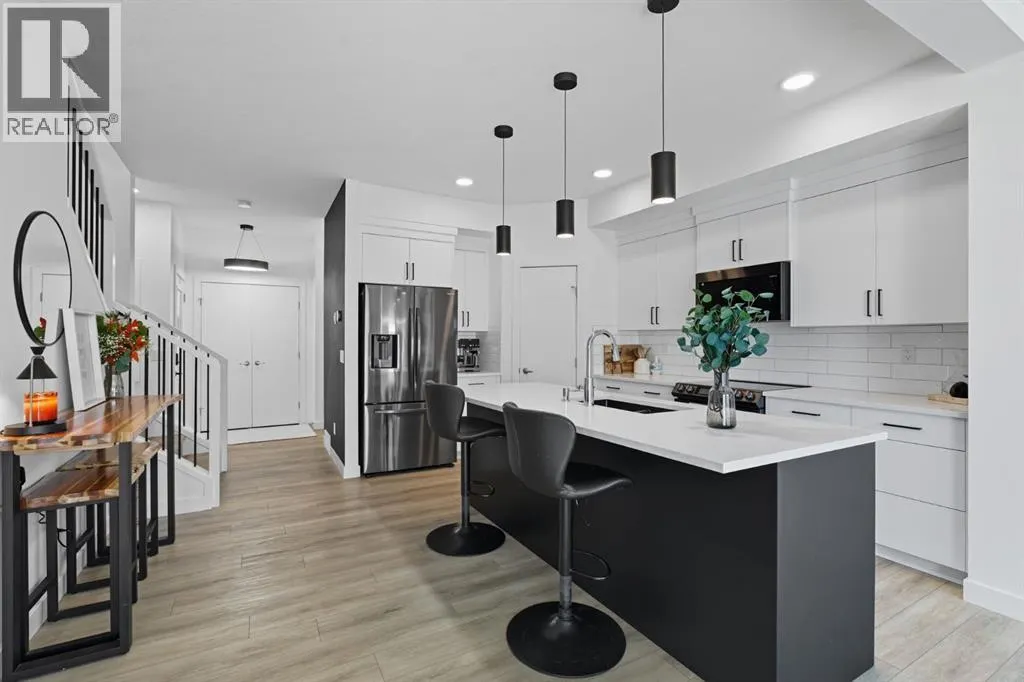220 Heritage Heights