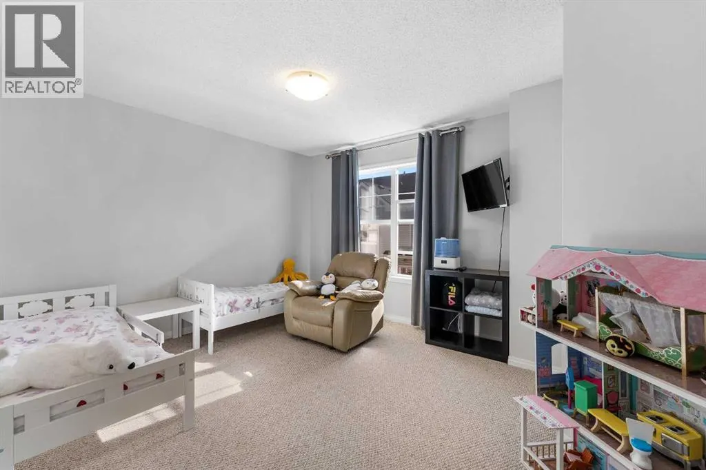 3305 New Brighton Gardens SE