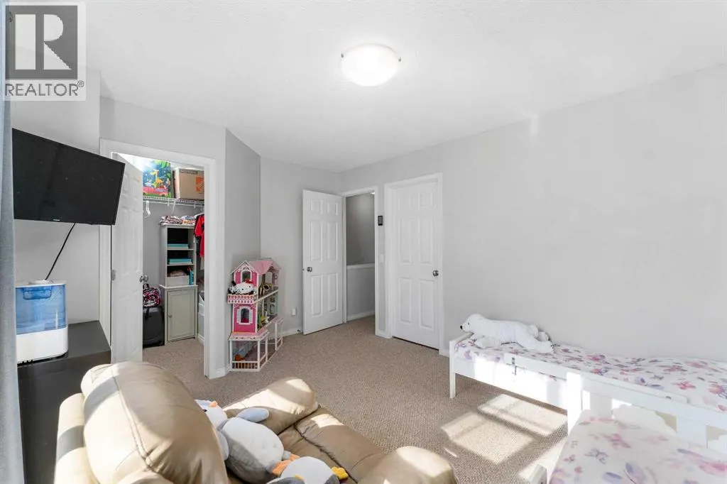 3305 New Brighton Gardens SE