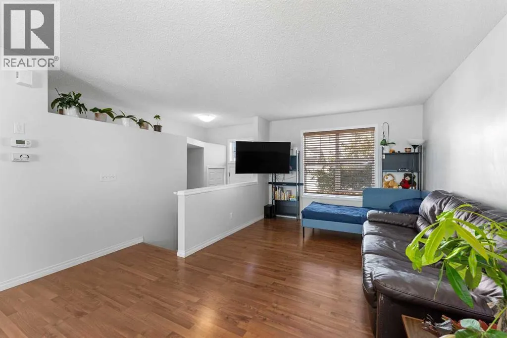 3305 New Brighton Gardens SE