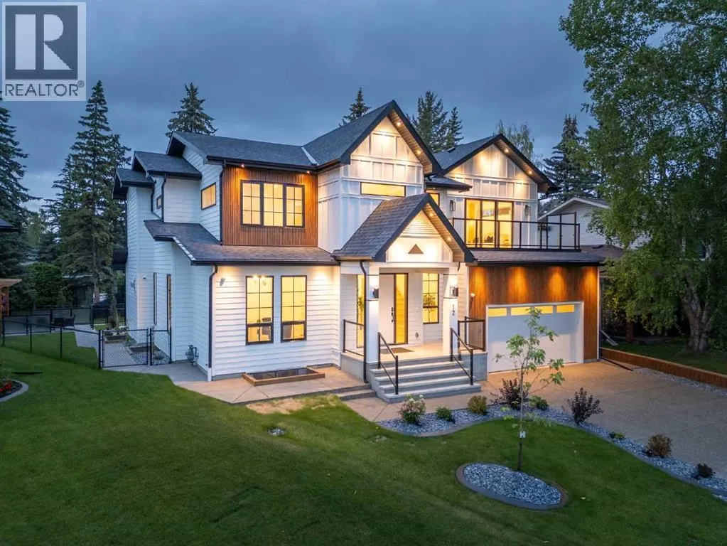 12 Vardana Place NW