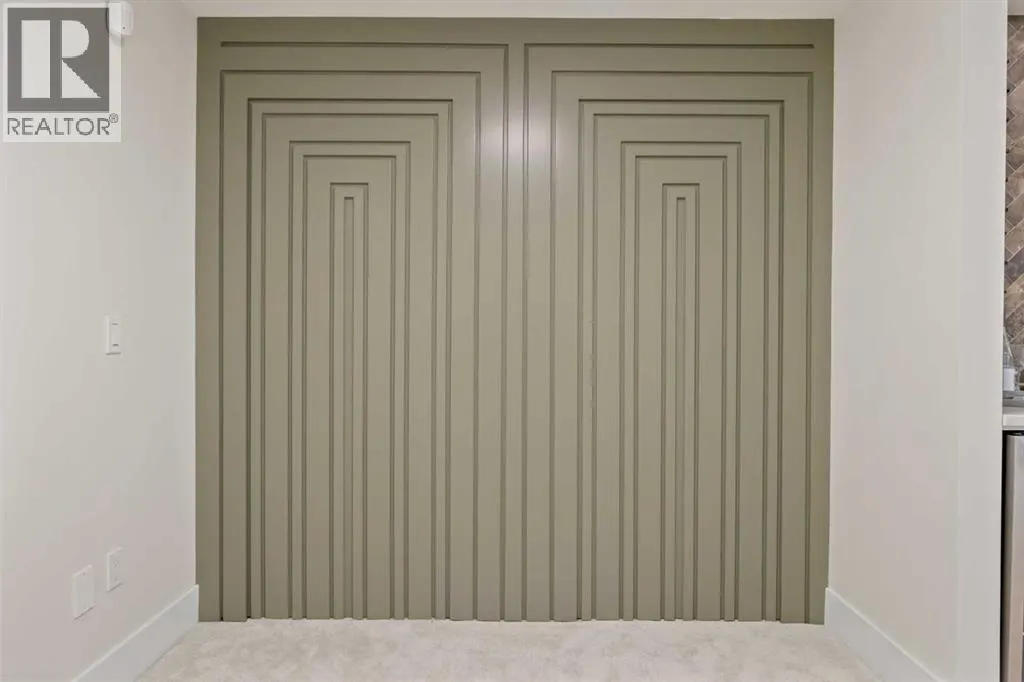 12 Vardana Place NW