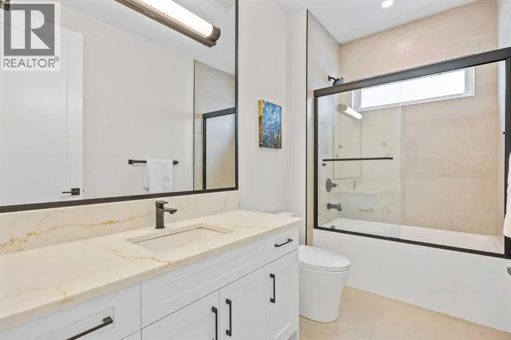 12 Vardana Place NW
