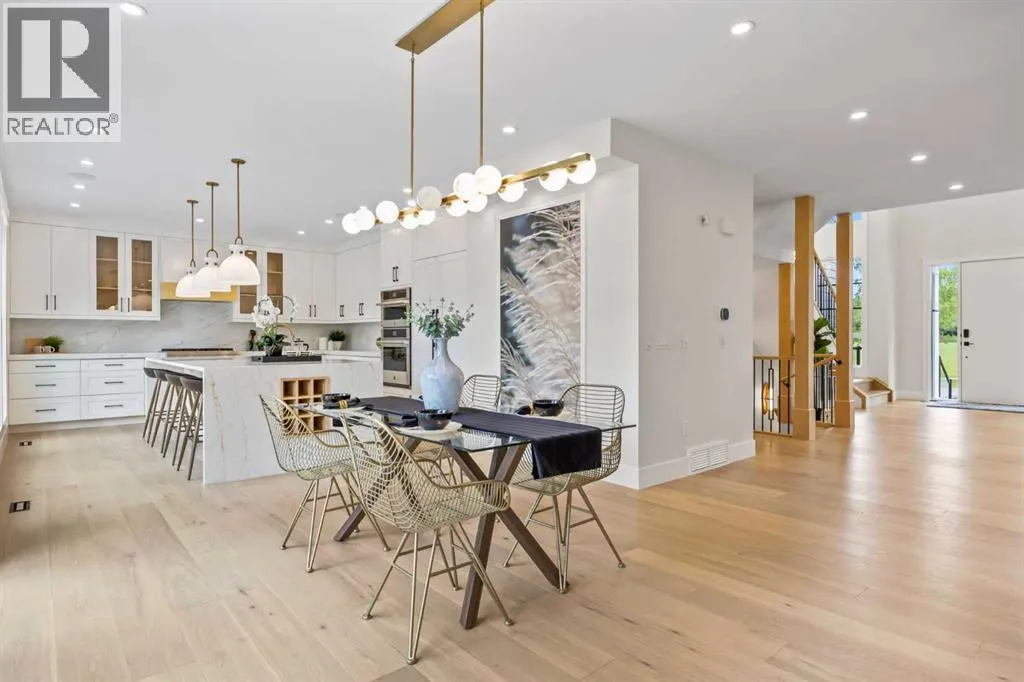 12 Vardana Place NW