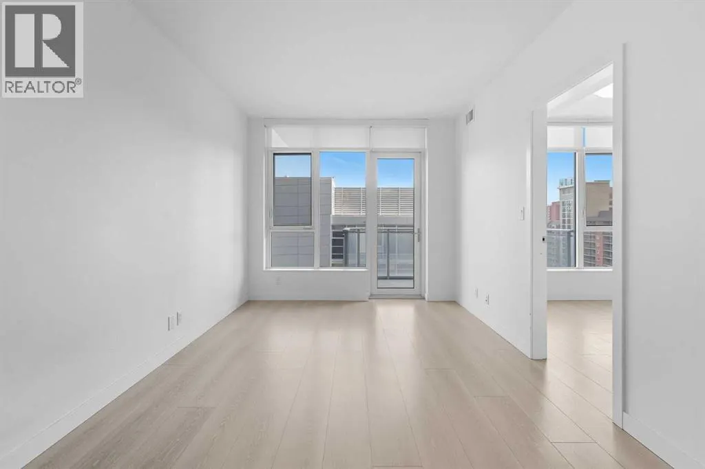 1007, 108 Waterfront Court SW