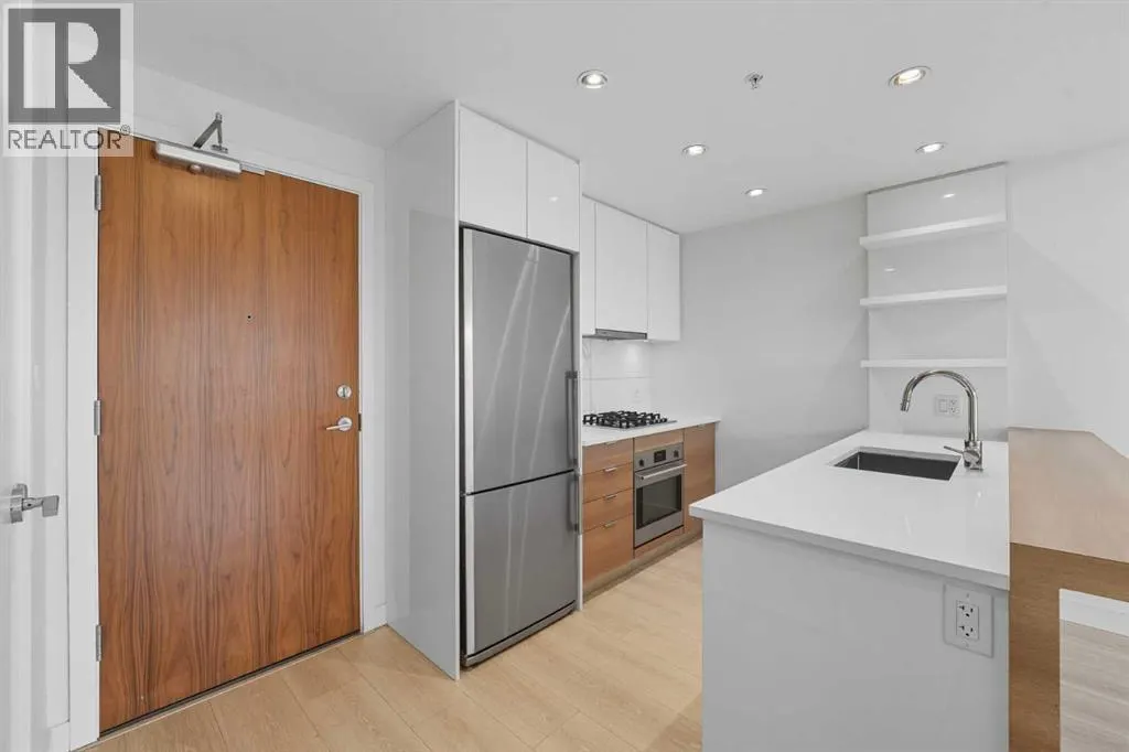 1007, 108 Waterfront Court SW