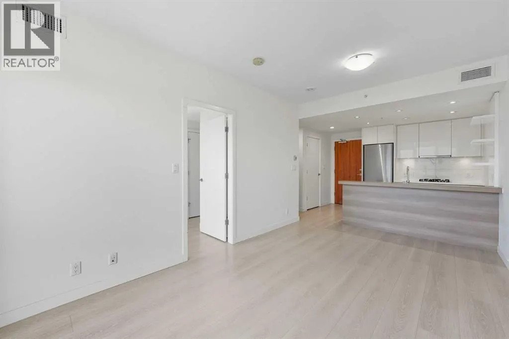 1007, 108 Waterfront Court SW