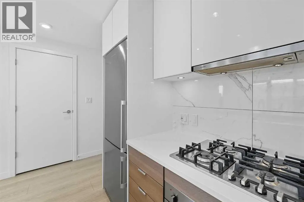 1007, 108 Waterfront Court SW