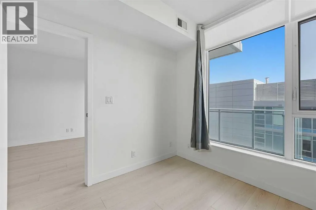 1007, 108 Waterfront Court SW