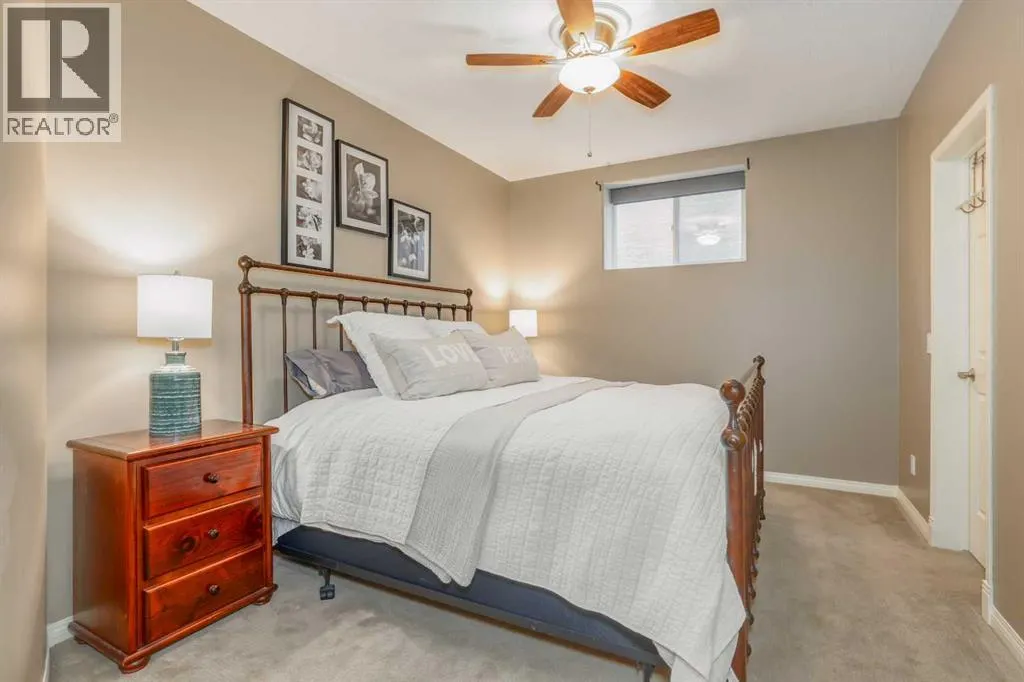 108 Mt Alberta View SE
